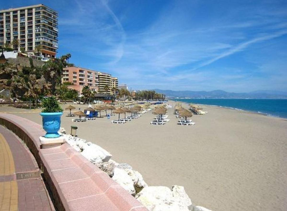 Apartamento Torremolinos 5 Personas + Parking + Piscina Todo El Ano Экстерьер фото
